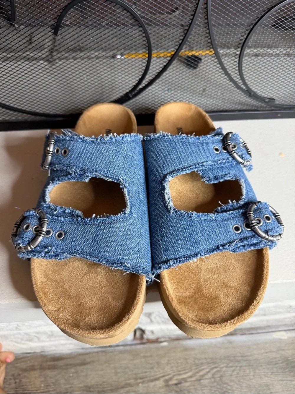 Minnetonka Georgine Buckle Slide Sandals Blue Denim Size 7